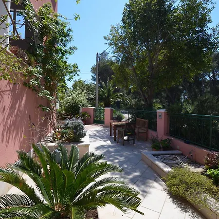 Bed & Breakfast Katarina 3*